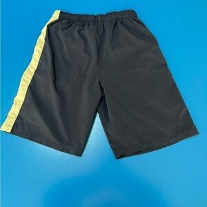 Fila Boys Athletic Shorts. Great Condition. Size M